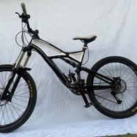 Specialized Enduro Comp 2011
