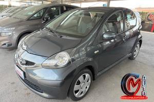 Toyota Aygo 1.0 12V VVT-i 5 porte Sol