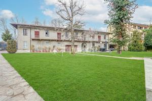 CASEGGIATO INDIPENDENTE DA PERSONALIZZARE CON BOX