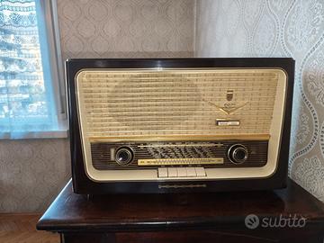 Radio d'epoca Grundig 