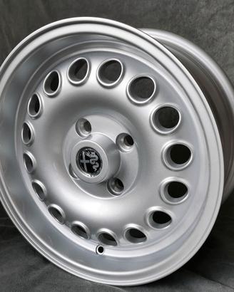  4 CERCHI NUOVI  maxilite GTA e gomme  NUOVE