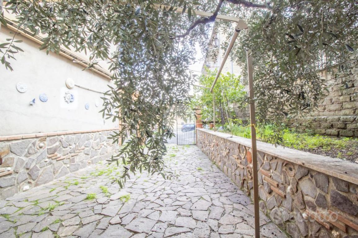 Apartment in Moricone, Roma Capitale - Vista 3