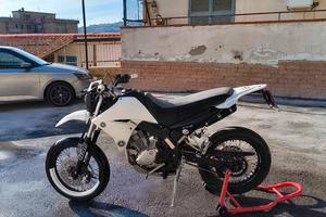 YAMAHA XT 125 X 2011