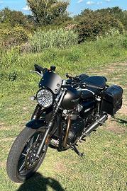 Triumph bonneville street twin 900
