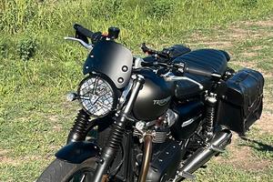 Triumph bonneville street twin 900