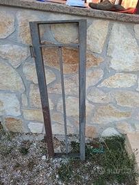 base per cancello in ferro misura 29cm di larghezz