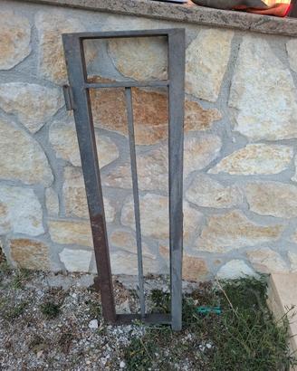 base per cancello in ferro misura 29cm di larghezz