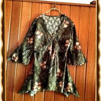 BLUSA *PIZZO SANGALLO* SVASATA ASIMMETRICA *NUOVA*