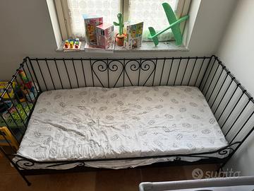 Letto/divanetto ferro battuto