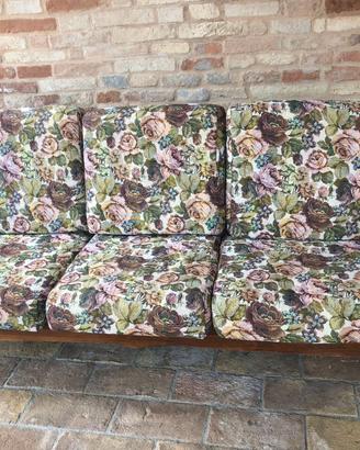 Divano in legno a 3 posti
