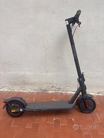 Monopattino Elettrico