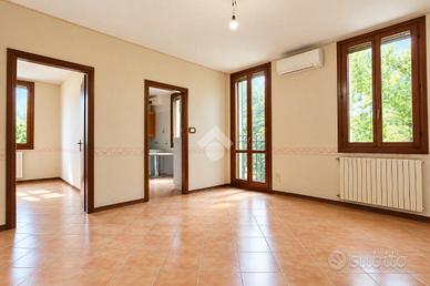 6 LOCALI A CALDERARA DI RENO