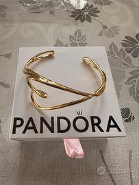 Bracciale Pandora cuore linea sinuosa oro
