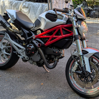 Ducati Monster 1100