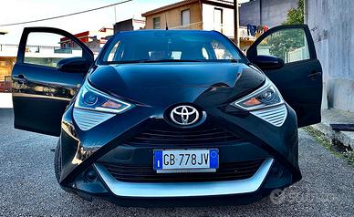 Toyota Aygo connect 1.0 VVT i 72cv 5 Porte xcool
