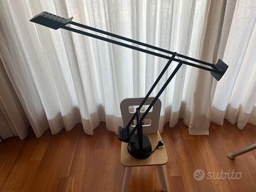 Artemide Tizio