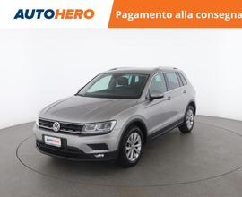 VOLKSWAGEN Tiguan GU74572