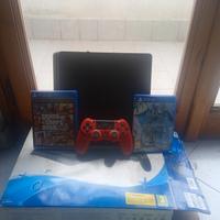 PlayStation 4 con due giochi