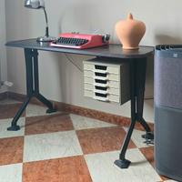 Scrivania dattilo serie Arco olivetti