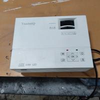 proiettore piccolo ysametp ,mai usato,