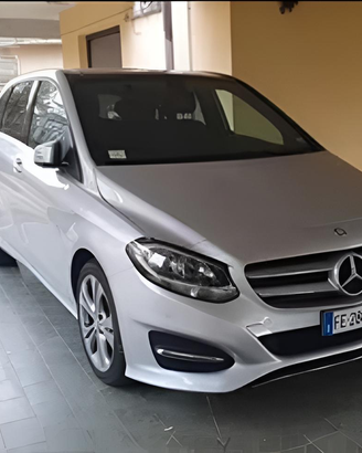 MERCEDES CLASSE B - 180 D - SPORT EXECUTIVE