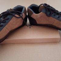 scarpe in camoscio bicolore