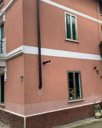 Immobile in asta di 795 m² con 5 locali a Cogollo 