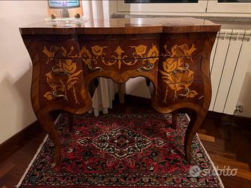 Mobile vanity in legno intarsiato con specchio