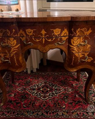 Mobile vanity in legno intarsiato con specchio