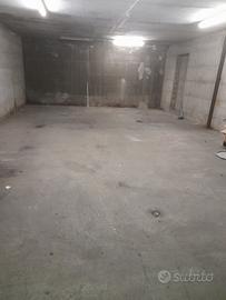 Spazio deposito-magazzino