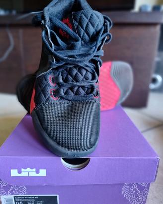 Scarpe da basket Nike LeBron Witness VIII