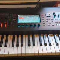 ROLAND Fantom 8 EX