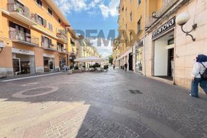 Locale Commerciale - Cosenza