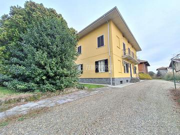 CASA INDIPENDENTE CON GIARDINO E RUSTICO A COSSATO