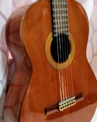 Chitarra classica Alhambra modello 4C, anno 1980.