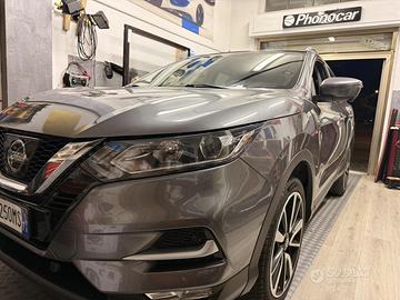 NISSAN QASHQAI 2018