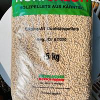 PELLET DI ABETE AUSTRIACO - €6,80 al sacco
