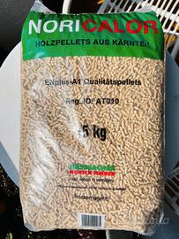 PELLET DI ABETE AUSTRIACO - €6,80 al sacco