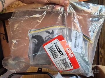 Modello: GIVI TE7400 (abbinato al kit di fissaggi