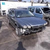 Jaguar X-Type Demolita - Per Ricambi 2.0 TD 2005