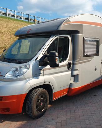 camper Burstner Quadro T664