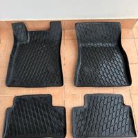 TAPPETINI IN GOMMA ORIGINALI MERCEDES CLASS A W177