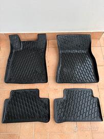 TAPPETINI IN GOMMA ORIGINALI MERCEDES CLASS A W177