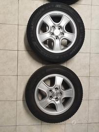 4 gomme invernali con cerchi