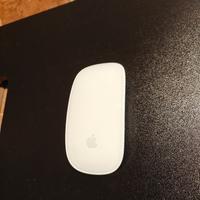 MAGIC MOUSE A1657 PARI AL NUOVO