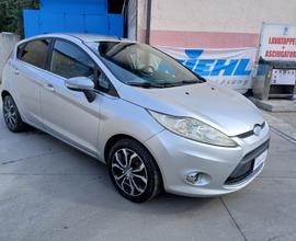 Ford Fiesta 1.4 TDCi 68CV 5 porte Titanium