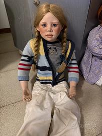 Bambola grande di una collezione privata vecchia