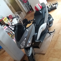 Vendo tmax500 anno 2011