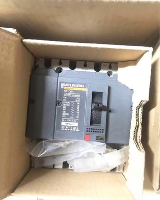 Interruttori Merlin Gerin