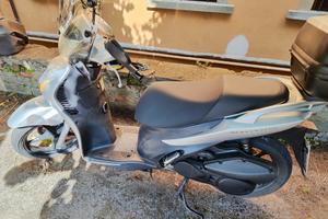 Suzuki UXSixteen 150